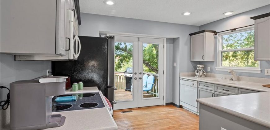 Homes for Sale in Kansas City, MO 64154 | 8557 N Gower Avenue