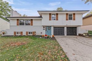 5025-NE-57th-Terrace-mls-2582616-image-1