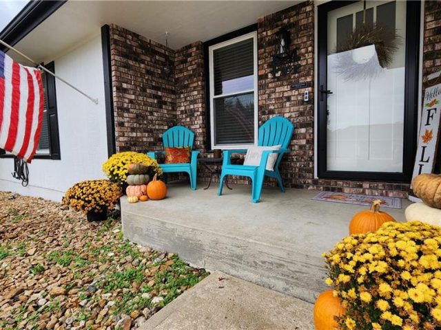 Homes for Sale in Excelsior Springs, MO 64024 | 812  Apple Blossom Street