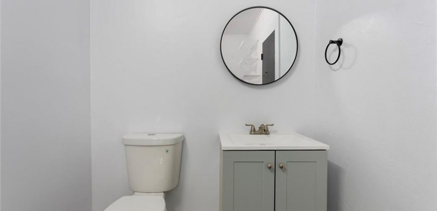 Homes for Sale in Gladstone, MO 64118 | 1005 NE 62nd Street