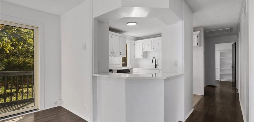 Homes for Sale in Gladstone, MO 64118 | 1005 NE 62nd Street