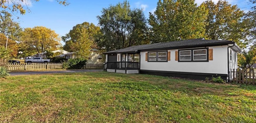 Homes for Sale in Gladstone, MO 64118 | 1005 NE 62nd Street