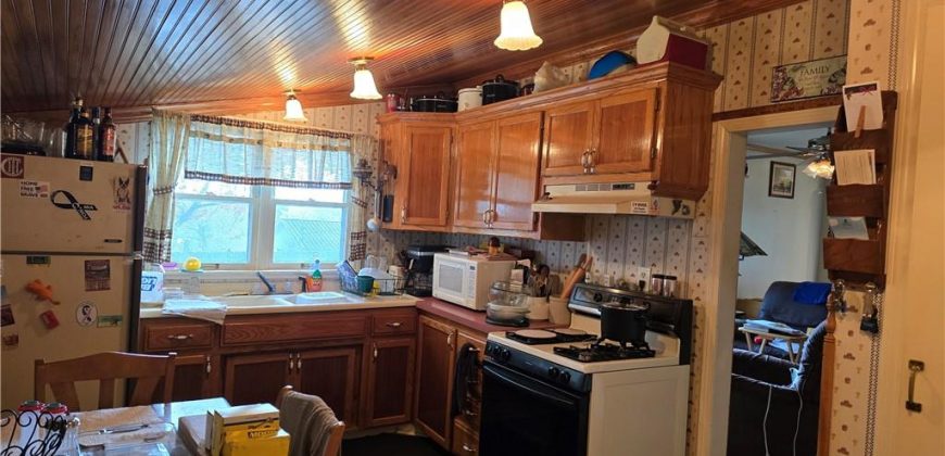 Homes for Sale in Missouri City, MO 64072 | 626  wood Street