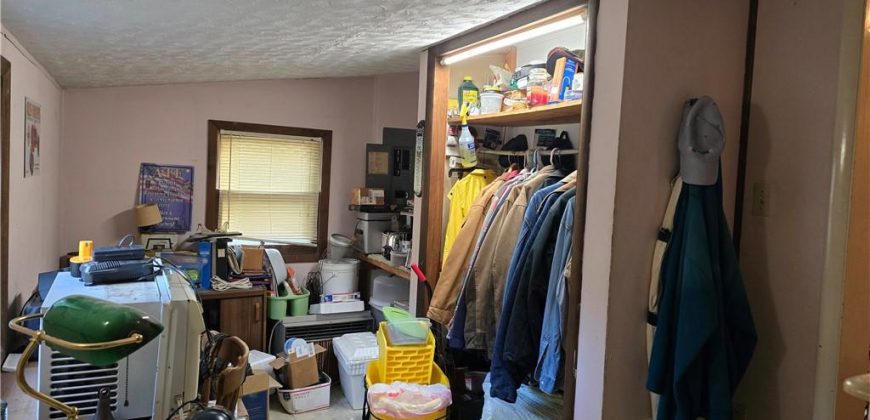 Homes for Sale in Missouri City, MO 64072 | 626  wood Street