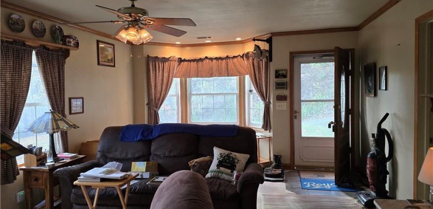 Homes for Sale in Missouri City, MO 64072 | 626  wood Street