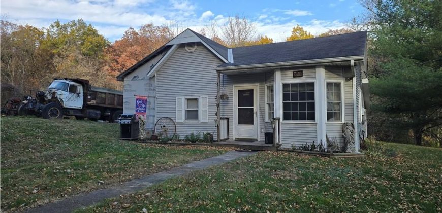 Homes for Sale in Missouri City, MO 64072 | 626  wood Street