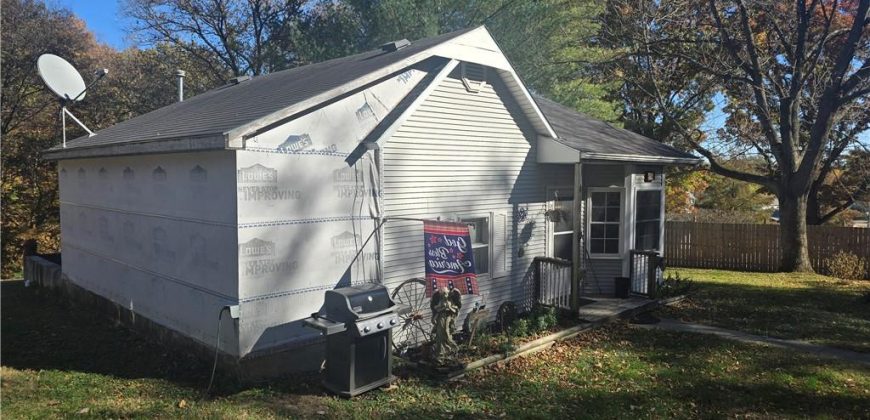 Homes for Sale in Missouri City, MO 64072 | 626  wood Street