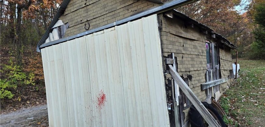 Homes for Sale in Missouri City, MO 64072 | 626  wood Street