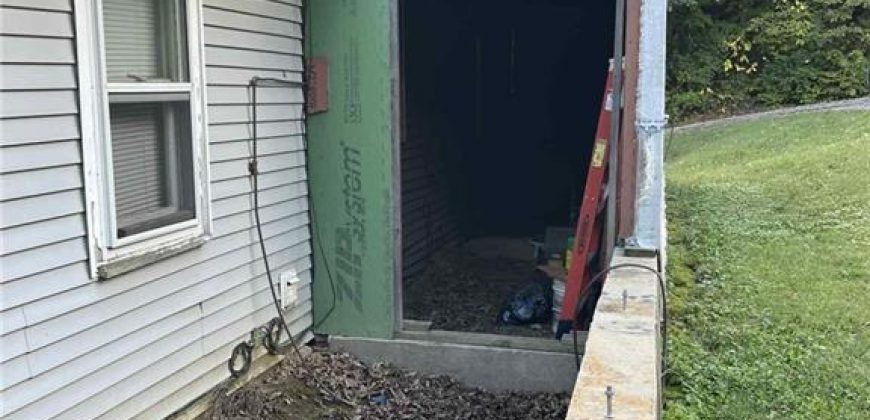 Homes for Sale in Missouri City, MO 64072 | 626  wood Street