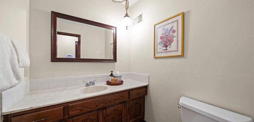 Homes for Sale in Parkville, MO 64152 | 6532 NW Melody Court