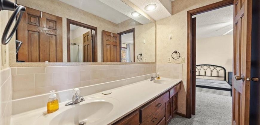 Homes for Sale in Parkville, MO 64152 | 6532 NW Melody Court