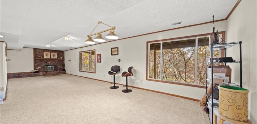 Homes for Sale in Parkville, MO 64152 | 6532 NW Melody Court