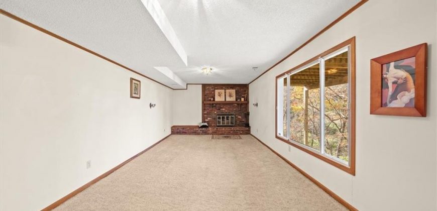 Homes for Sale in Parkville, MO 64152 | 6532 NW Melody Court