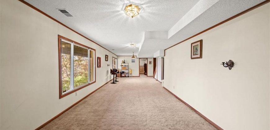 Homes for Sale in Parkville, MO 64152 | 6532 NW Melody Court