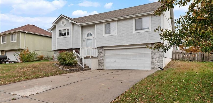 Homes for Sale in Kansas City, MO 64157 | 11433 N Tennessee Avenue