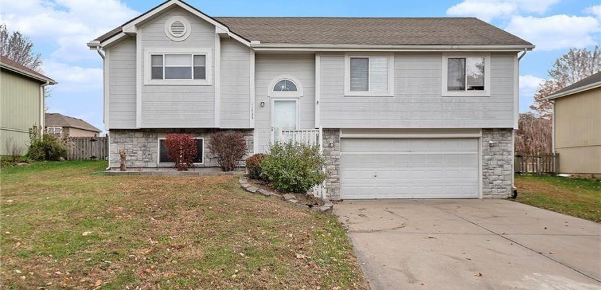 Homes for Sale in Kansas City, MO 64157 | 11433 N Tennessee Avenue