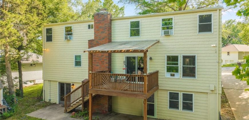 Homes for Sale in Kansas City, MO 64152 | 6607  QUAIL RUN Drive