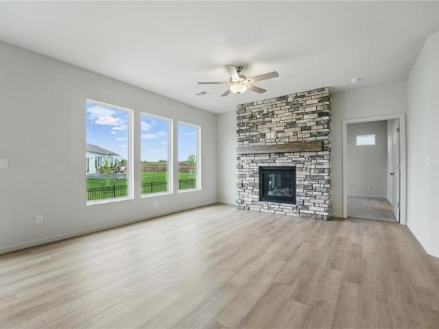 Homes for Sale in Kansas City, MO 64154 | 3028 NW 95th Terrace