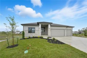 1606-NW-106th-Terrace-mls-2565644-image-1