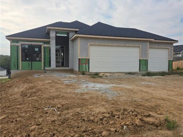 Homes for Sale in Weston, MO 64098 | 19101  Library Drive