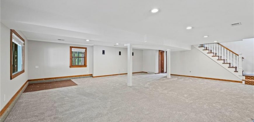 Homes for Sale in Parkville, MO 64152 | 12157 NW MO 45 Highway