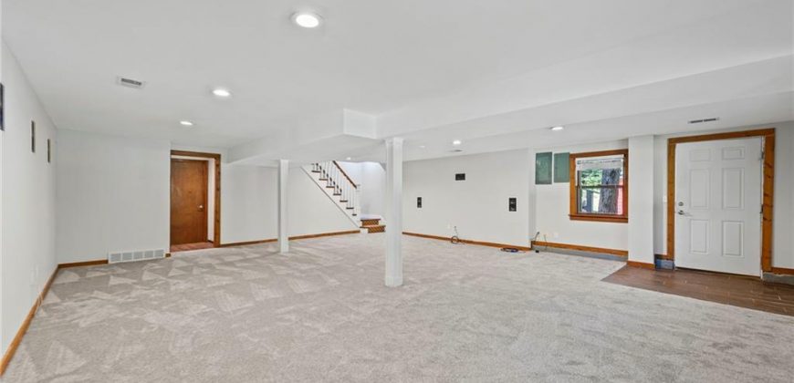 Homes for Sale in Parkville, MO 64152 | 12157 NW MO 45 Highway