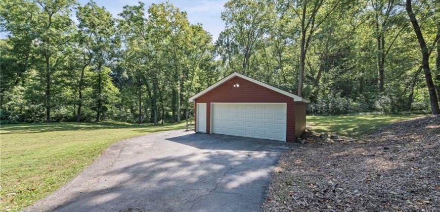 Homes for Sale in Parkville, MO 64152 | 12157 NW MO 45 Highway