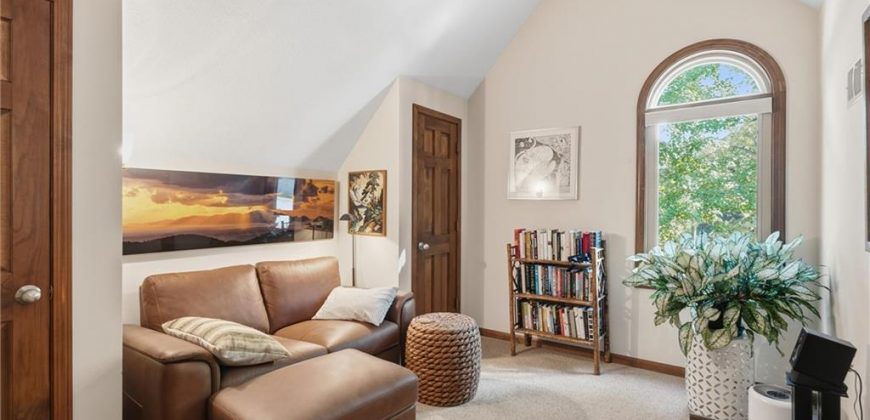 Homes for Sale in Kansas City, MO 64116 | 308 NW Briarcliff Circle