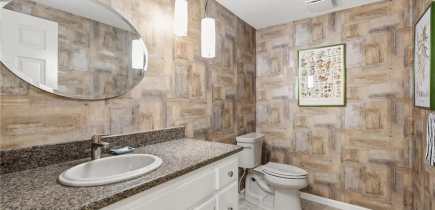 Homes for Sale in Kansas City, MO 64116 | 308 NW Briarcliff Circle