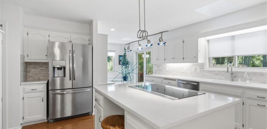 Homes for Sale in Kansas City, MO 64116 | 308 NW Briarcliff Circle