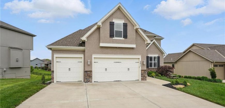 Homes for Sale in Kansas City, MO 64151 | 7611 N Adrian Avenue