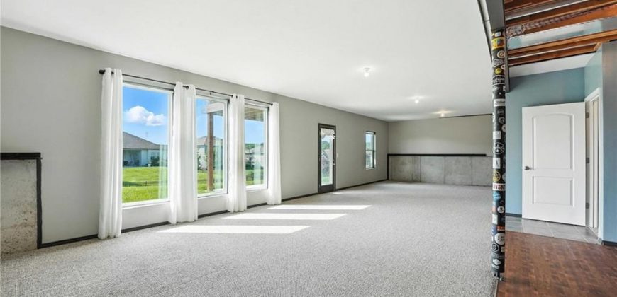 Homes for Sale in Kansas City, MO 64151 | 7611 N Adrian Avenue