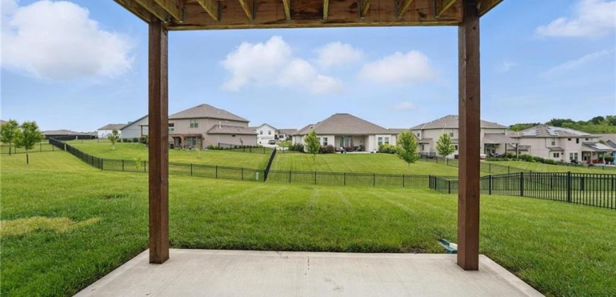 Homes for Sale in Kansas City, MO 64151 | 7611 N Adrian Avenue