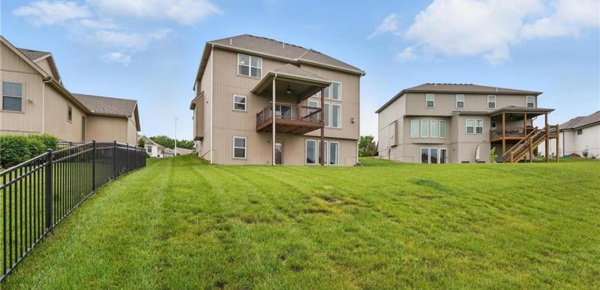 Homes for Sale in Kansas City, MO 64151 | 7611 N Adrian Avenue