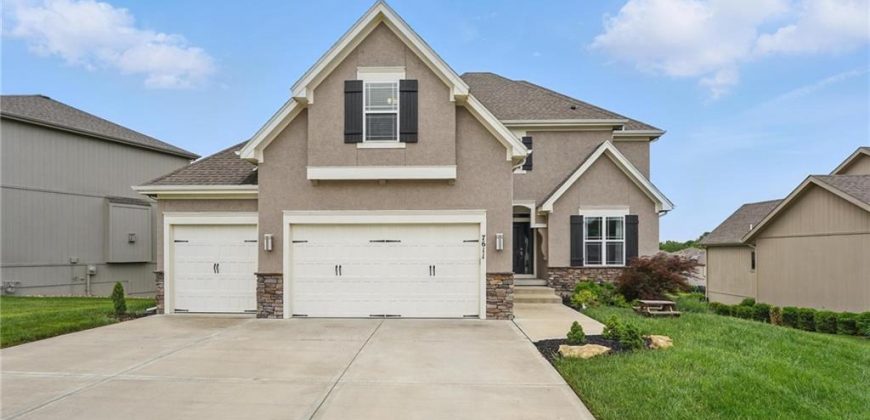 Homes for Sale in Kansas City, MO 64151 | 7611 N Adrian Avenue