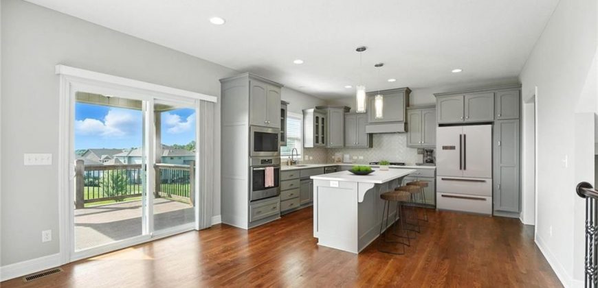 Homes for Sale in Kansas City, MO 64151 | 7611 N Adrian Avenue