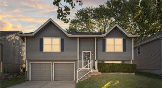 Homes for Sale in Kansas City, MO 64157 | 11207 N MARSH Avenue