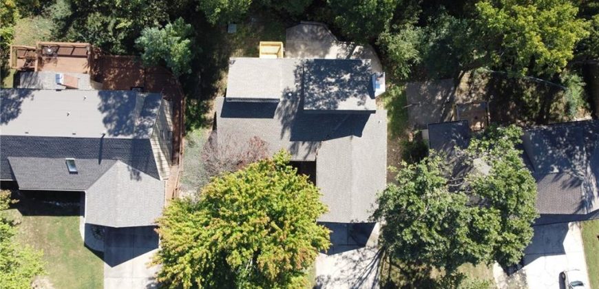 Homes for Sale in Liberty, MO 64068 | 527  Lancelot Drive