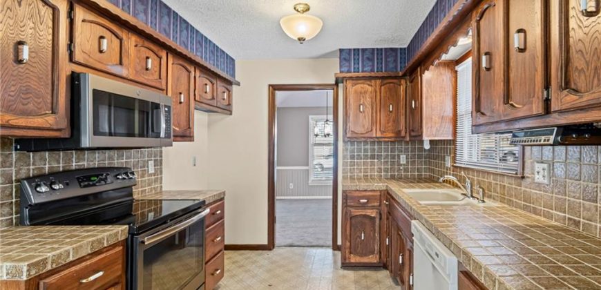 Homes for Sale in Liberty, MO 64068 | 523  Lancelot Drive