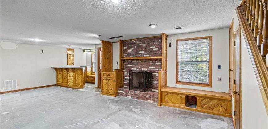 Homes for Sale in Liberty, MO 64068 | 523  Lancelot Drive