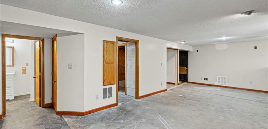 Homes for Sale in Liberty, MO 64068 | 523  Lancelot Drive