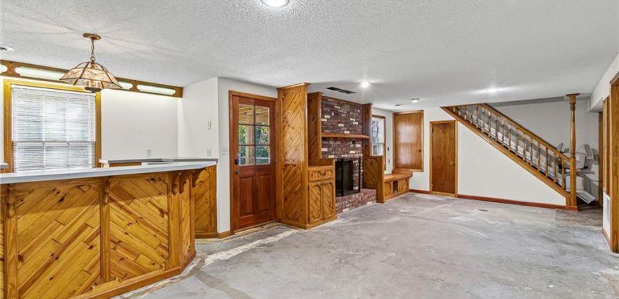 Homes for Sale in Liberty, MO 64068 | 523  Lancelot Drive