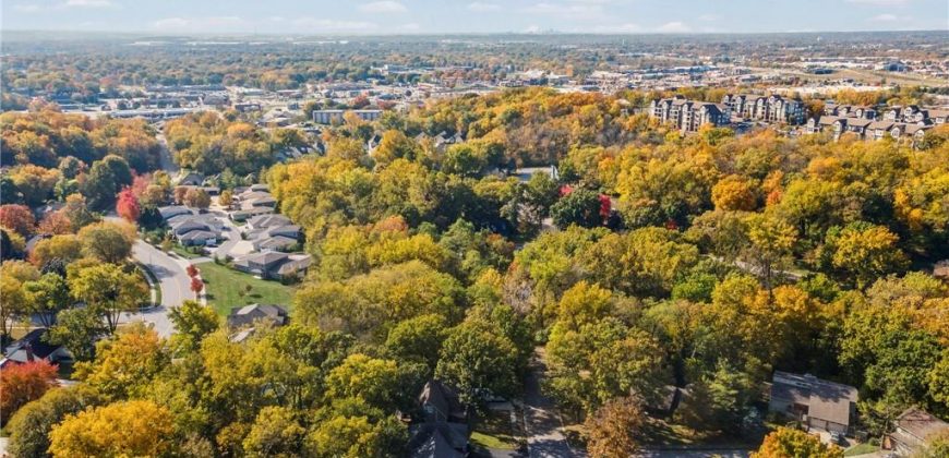 Homes for Sale in Liberty, MO 64068 | 523  Lancelot Drive