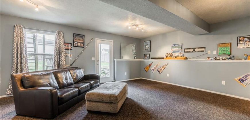 Homes for Sale in Smithville, MO 64089 | 109  Bridgeport Drive