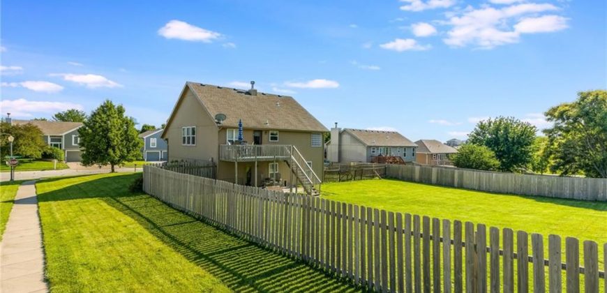 Homes for Sale in Smithville, MO 64089 | 109  Bridgeport Drive