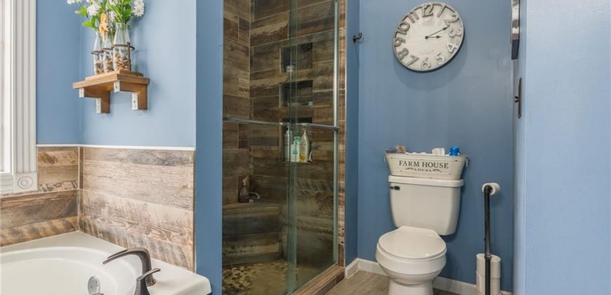 Homes for Sale in Smithville, MO 64089 | 109  Bridgeport Drive