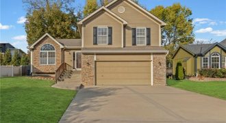 Homes for Sale in Kansas City, MO 64155 | 708 NE 99TH Street