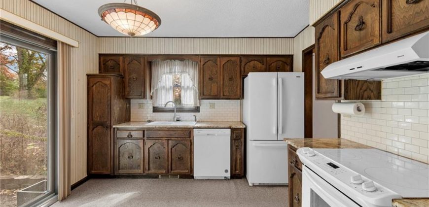 Homes for Sale in Kearney, MO 64060 | 16115  Kountryridge Drive