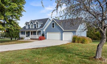 Homes for Sale in Smithville, MO 64068 | 15145  Lakeport Lane