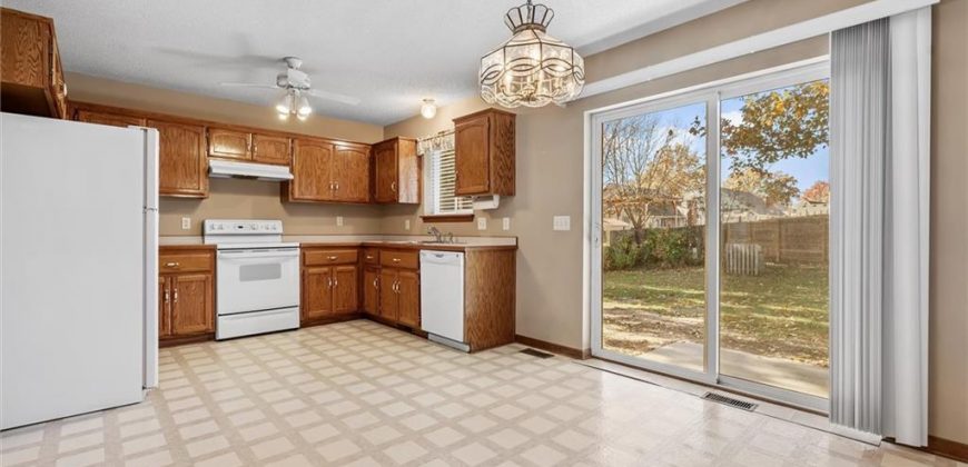 Homes for Sale in Excelsior Springs, MO 64024 | 2002  Joy Street